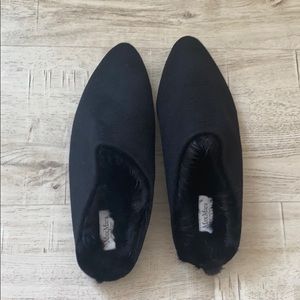 Max Mara cashmere black fur slippers/flat mules